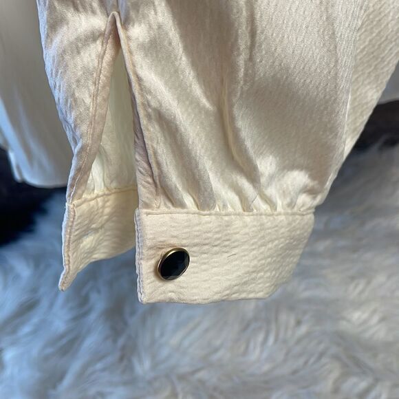 Charter Club Ladies Button-Down Shirt Long-Sleeve , Ivory, Size 16 - Picture 4 of 7